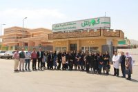 گروهی از دانشجویان رشته صنعت غذایی دانشگاه آزاد اسلامی واحد کرج در قالب طرح «همسفر با صنعت ایرانی» که به بازدید از سایت‌های تولیدی گروه صنعتی گلرنگ اختصاص دارد، از کارخانه شرکت صنعت غذایی کورش بازدید کردند.